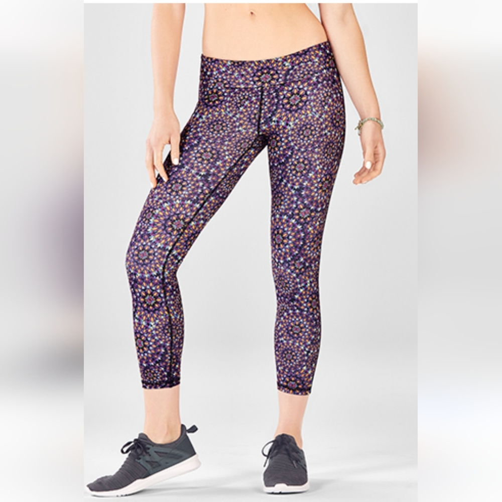 Fabletics High-Rise Foldover Crop Leggings In Size Small